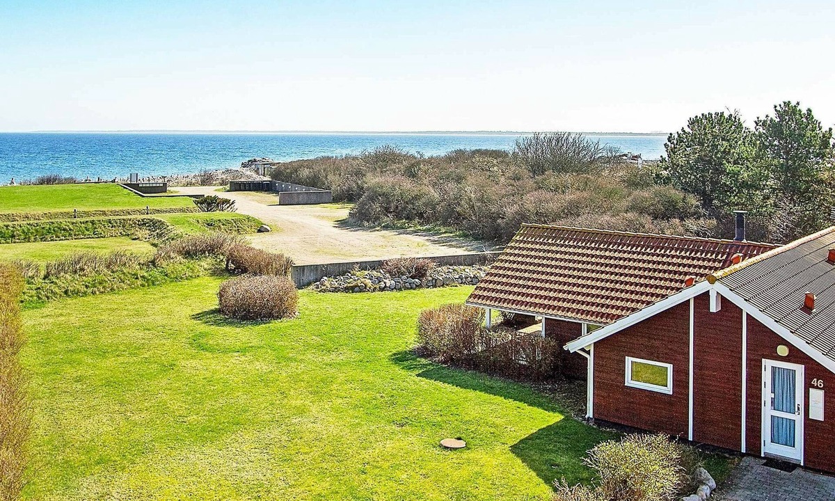 Klint House | 6 person holiday home in Nykøbing Sj-By Traum