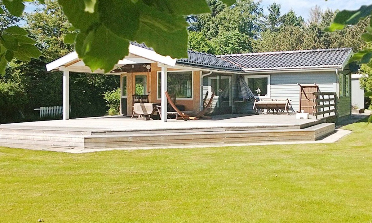 Dannemare House | 6 person holiday home in Dannemare