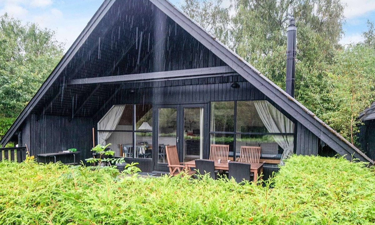 Skovgaarde House | 6 person holiday home in Herning