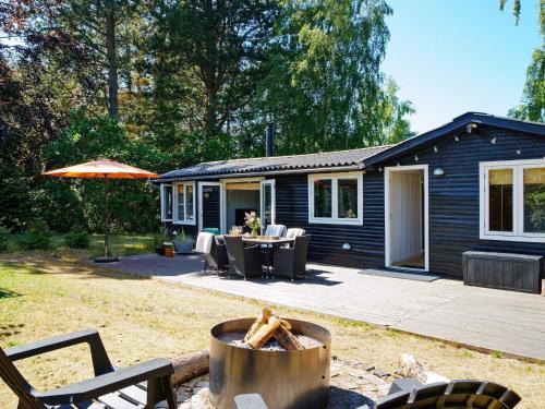 Dalby Huse House | 6 person holiday home in Jægerspris