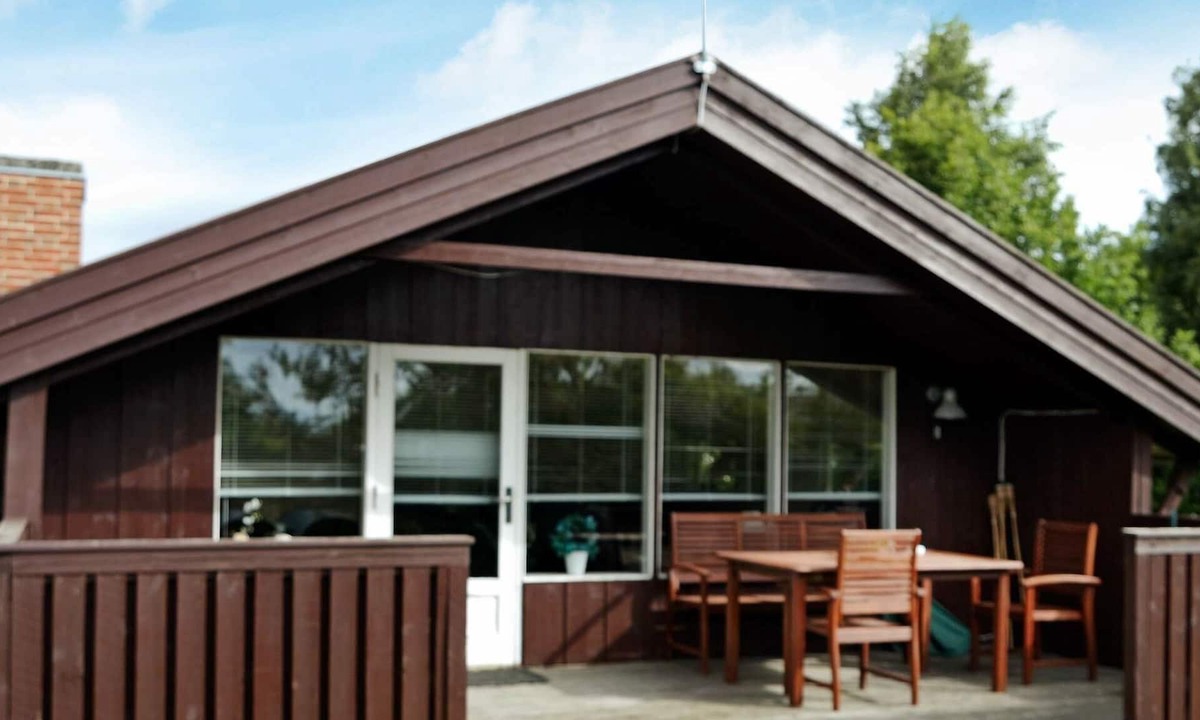 Egense House | 6 person holiday home in Storvorde