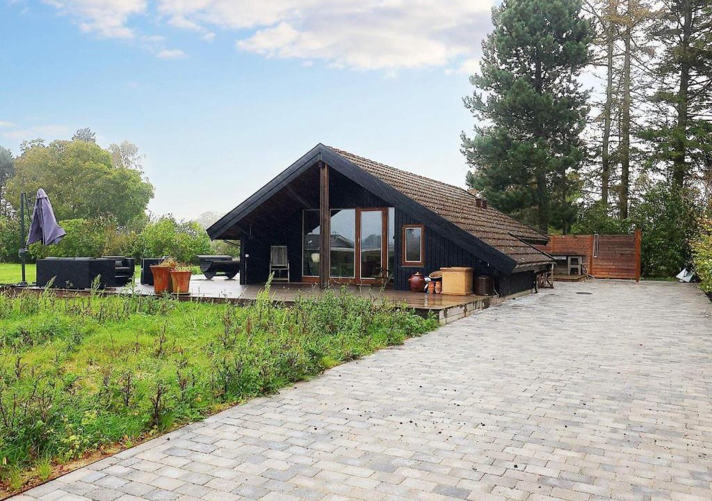 Kongsnæs House | 6 person holiday home in Stubbek bing