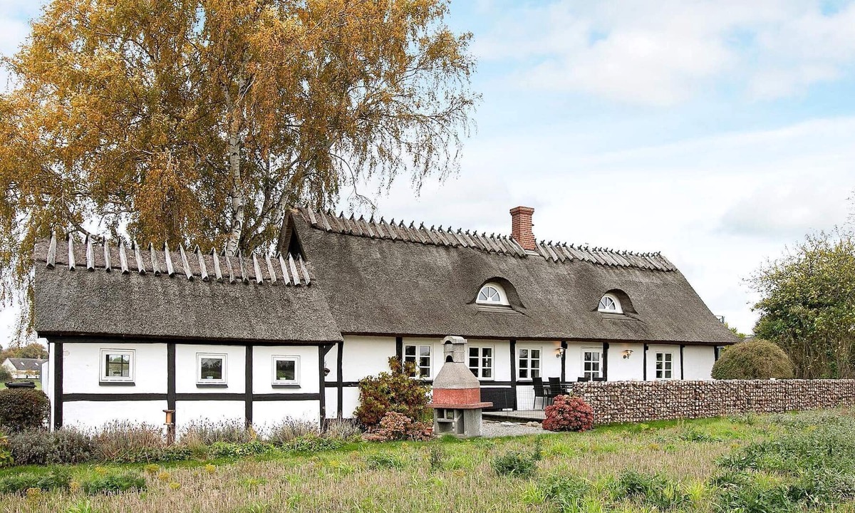 Store Damme House | 6 person holiday home in Askeby