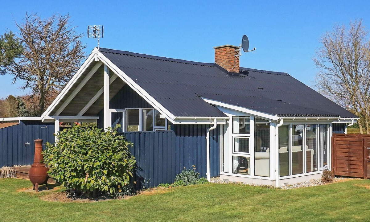 Næs House | 6 person holiday home in Assens