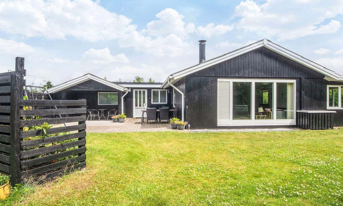 Skjern House | 6 person holiday home in Skjern-By Traum