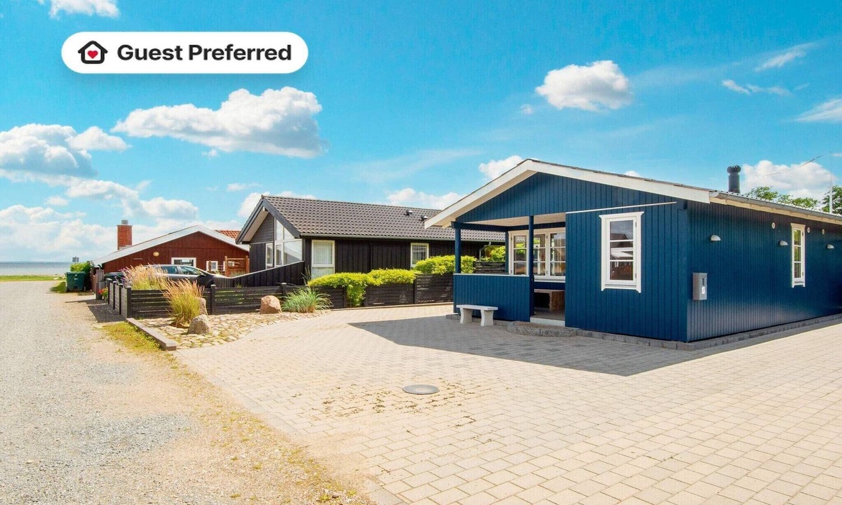 Bjert House | 6 person holiday home in Bjert-By Traum