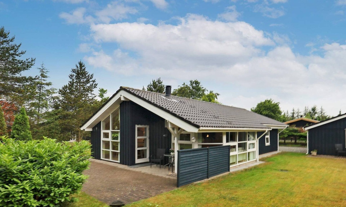 Hals House | 6 person holiday home in Hals