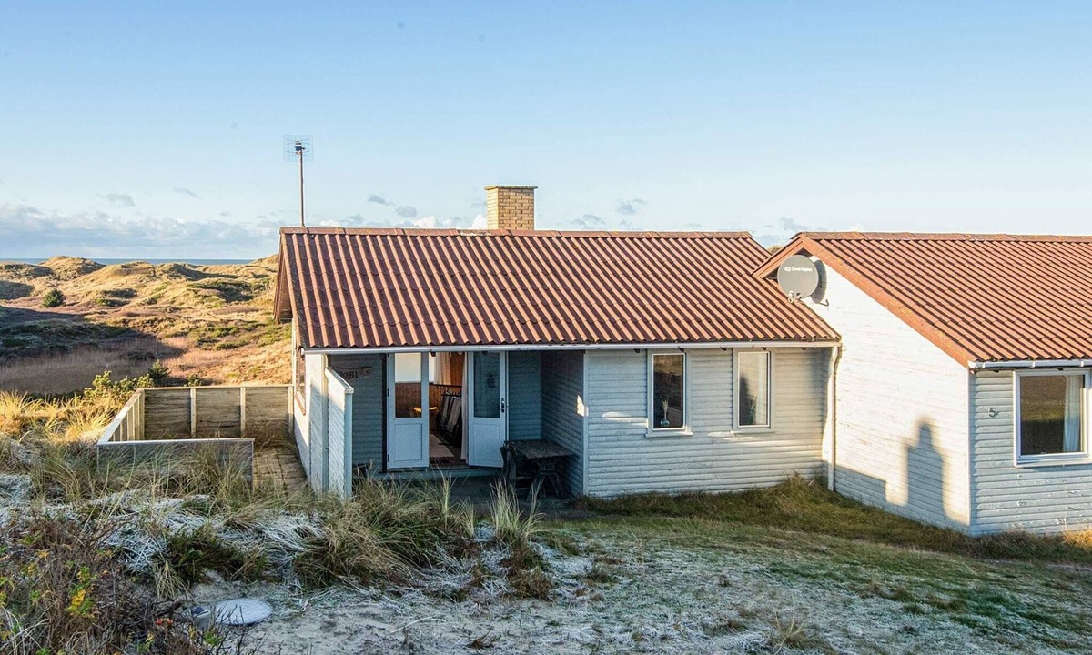 Henne Strand House | 6 person holiday home in Henne