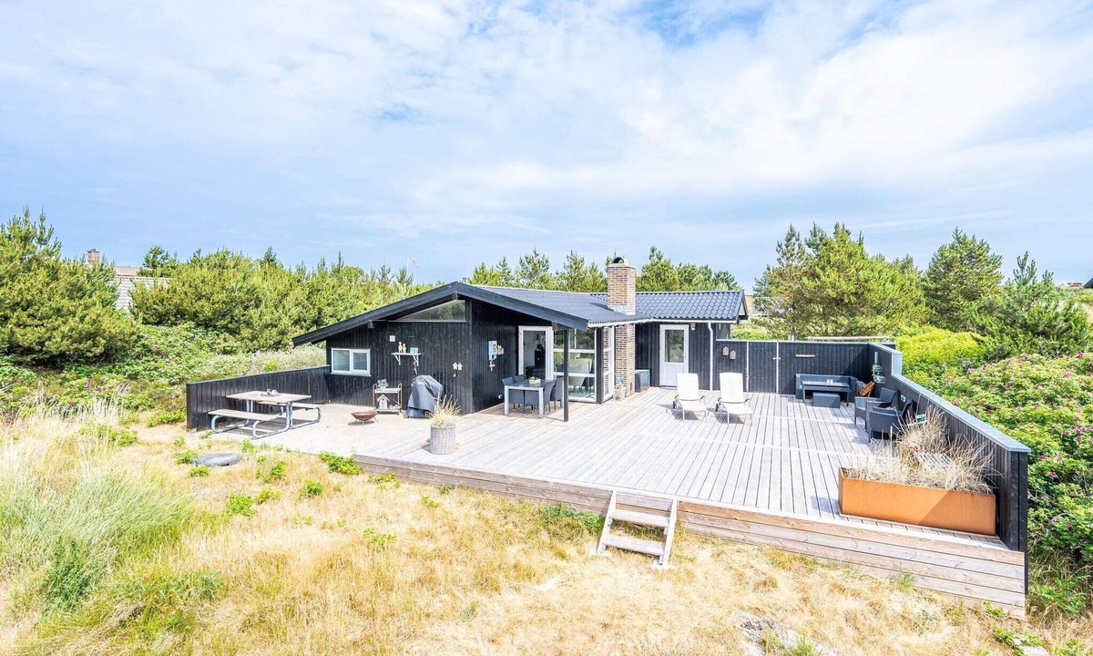 Henne Strand House | 6 person holiday home in Henne