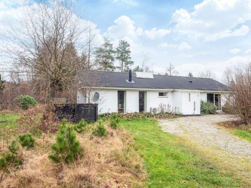 Skovgaarde House | 6 person holiday home in Herning