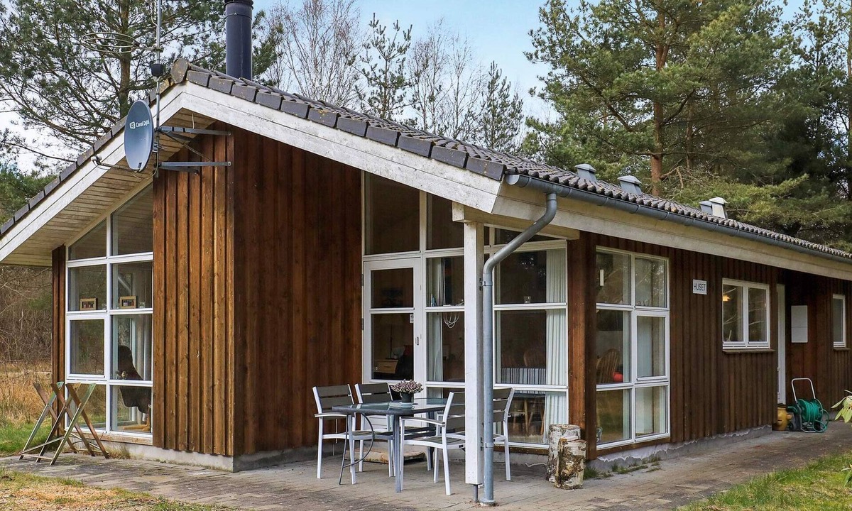 Nordost House | 6 person holiday home in Sæby