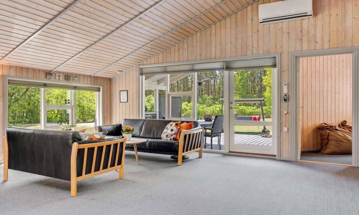 Nordost House | 6 person holiday home in Sæby