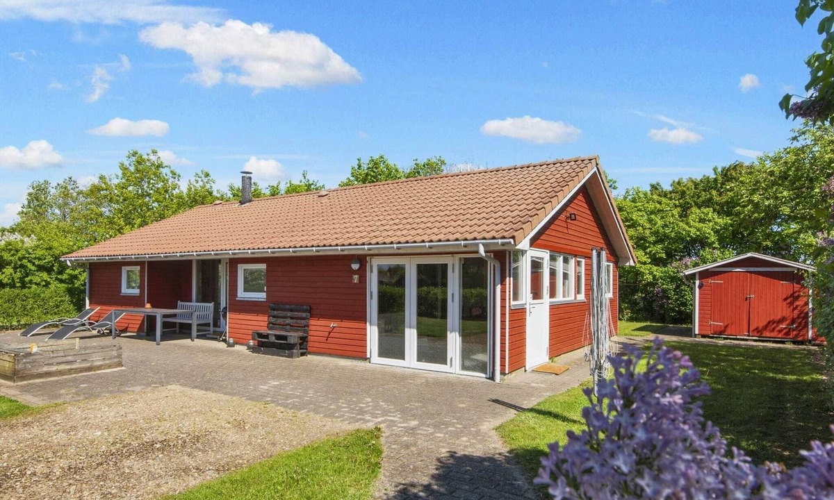 Skaven Strand House | 6 person holiday home in Tarm