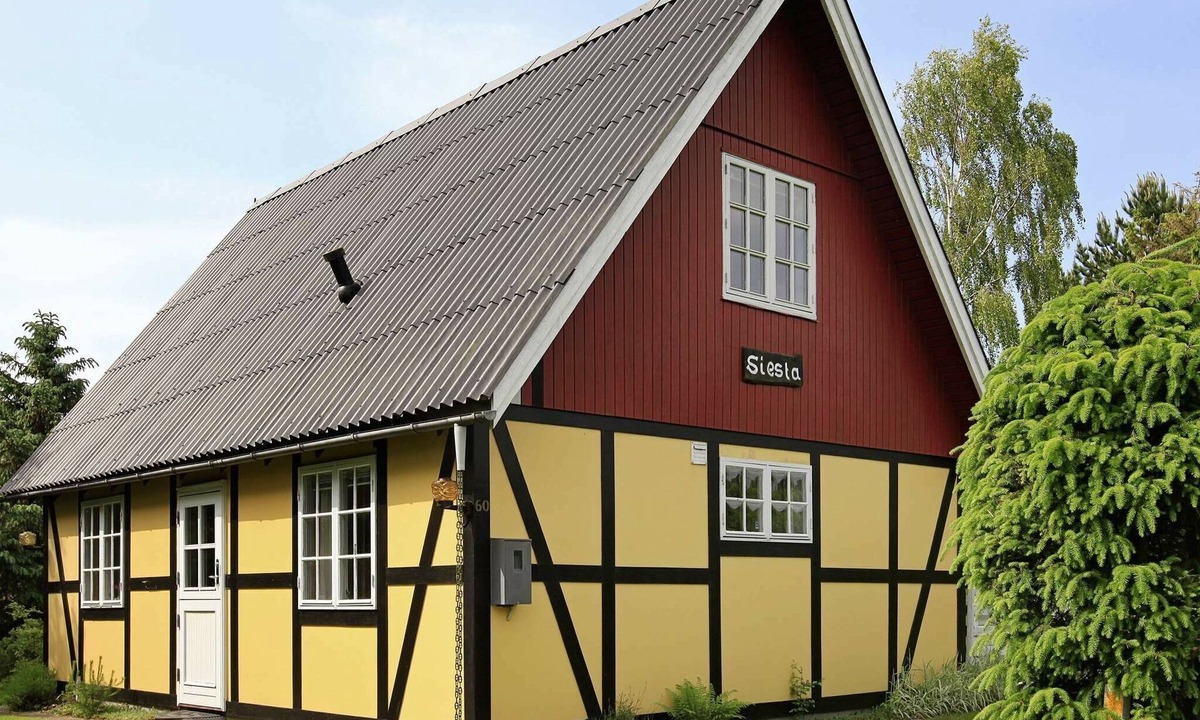 Hou House | 6 person holiday home in Hals