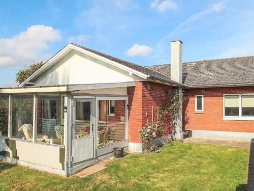 Hou House | 6 person holiday home in Hals
