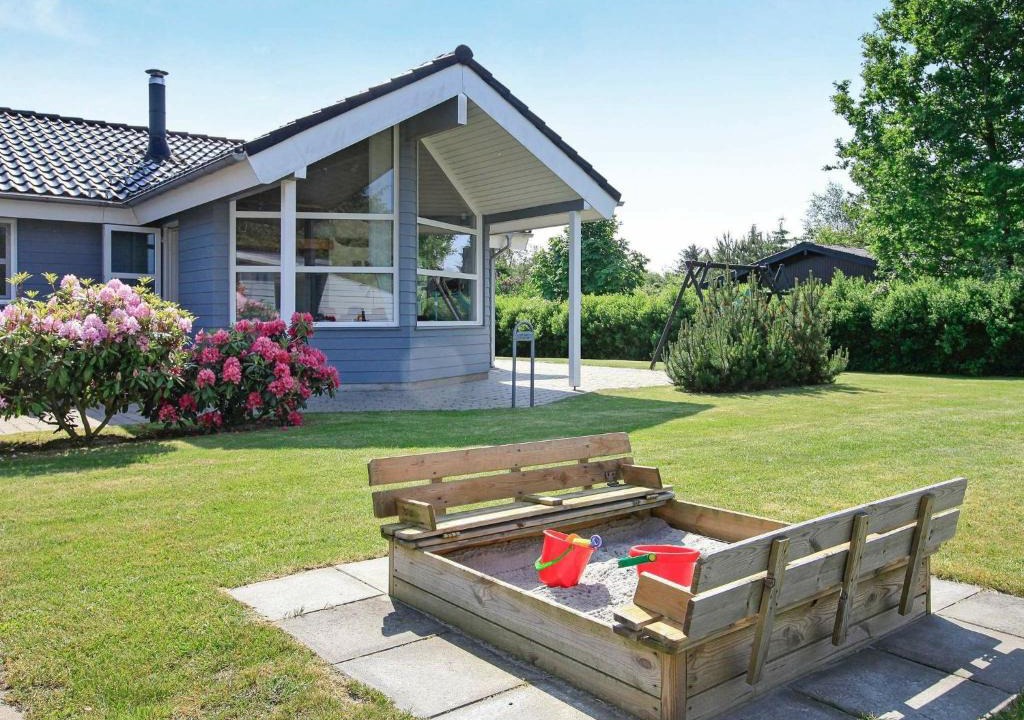 Hou House | 6 person holiday home in Hals-By Traum