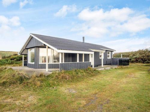 Vrist Strand House | 6 person holiday home in Harboøre