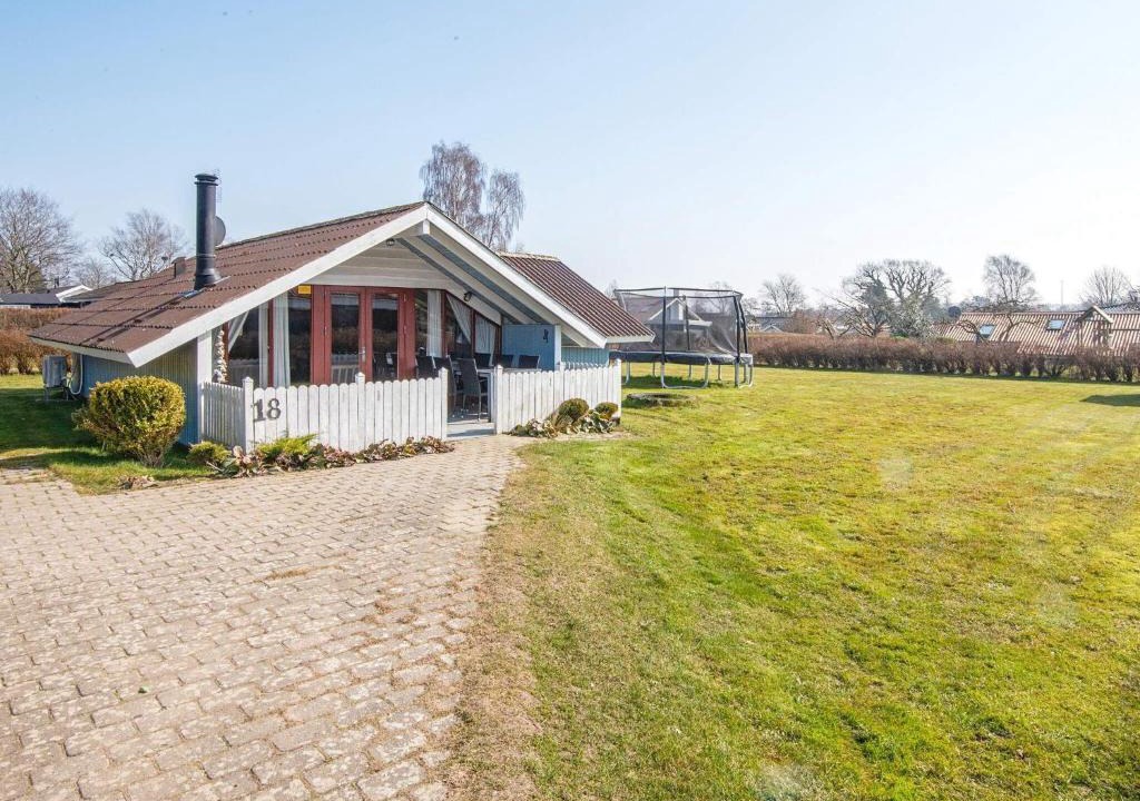 Hejlsminde Strand House | 6 person holiday home in Hejls