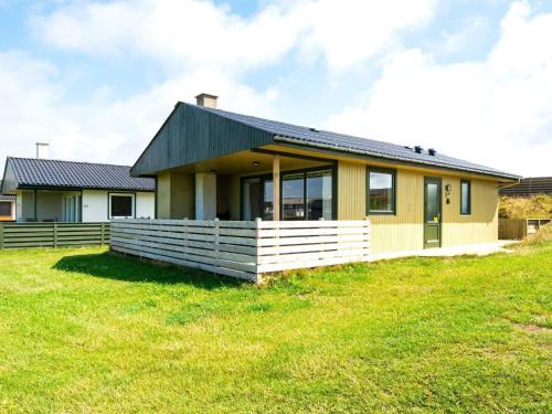 Trans House | 6 person holiday home in Lemvig