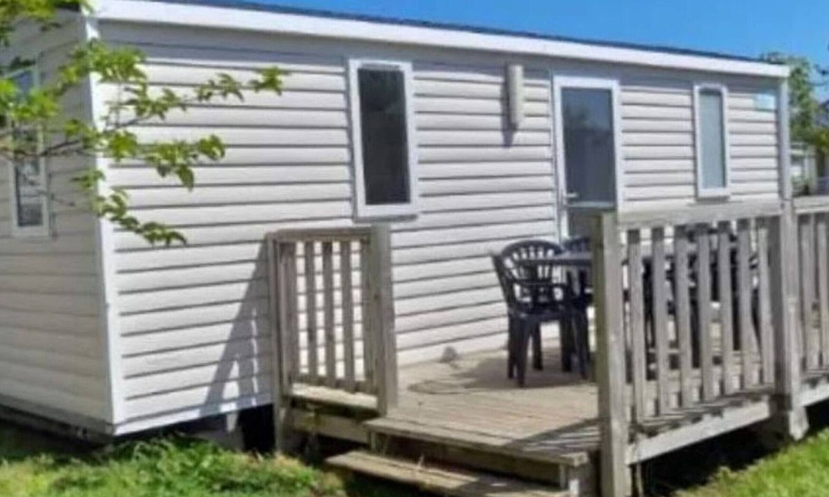 Saint-Paul-en-Born House | 6-Person Mobile Home with Terrace in Saint-Paul-en-Born