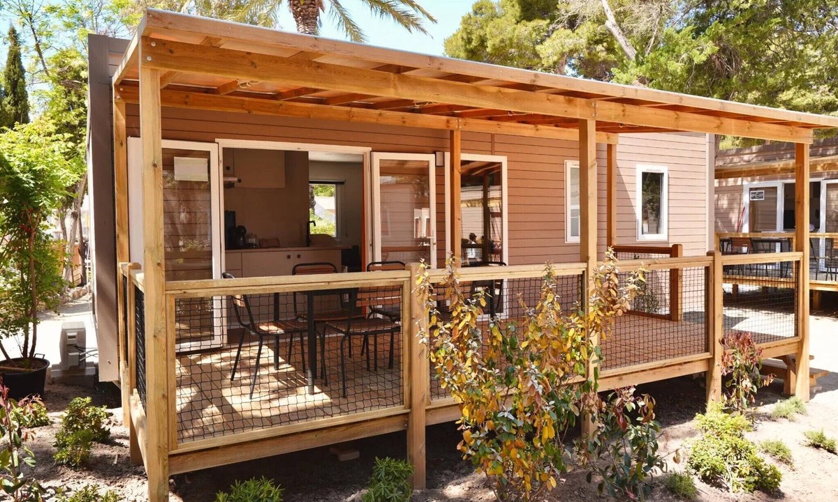 Sant Salvador House | 6-Persons Holiday Home in Coma-ruga