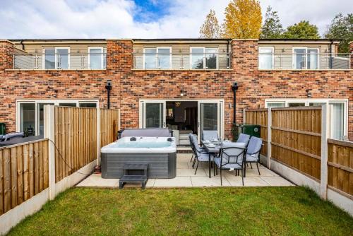 Borrowash House | 6 Riverside Mews