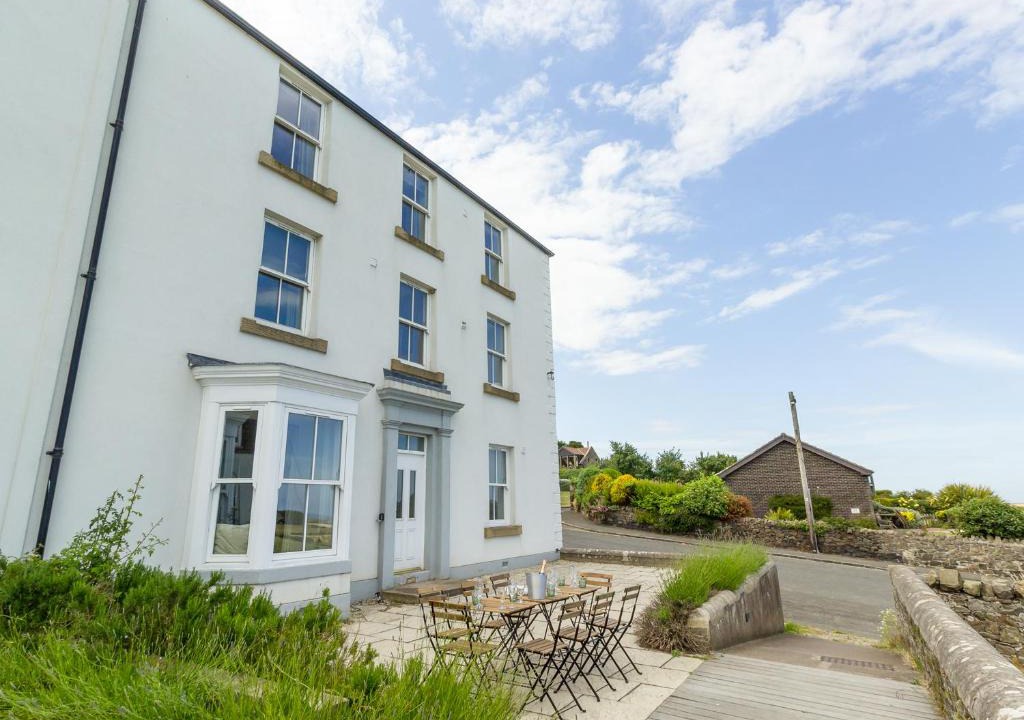 Embleton House | 6 Sea Lane