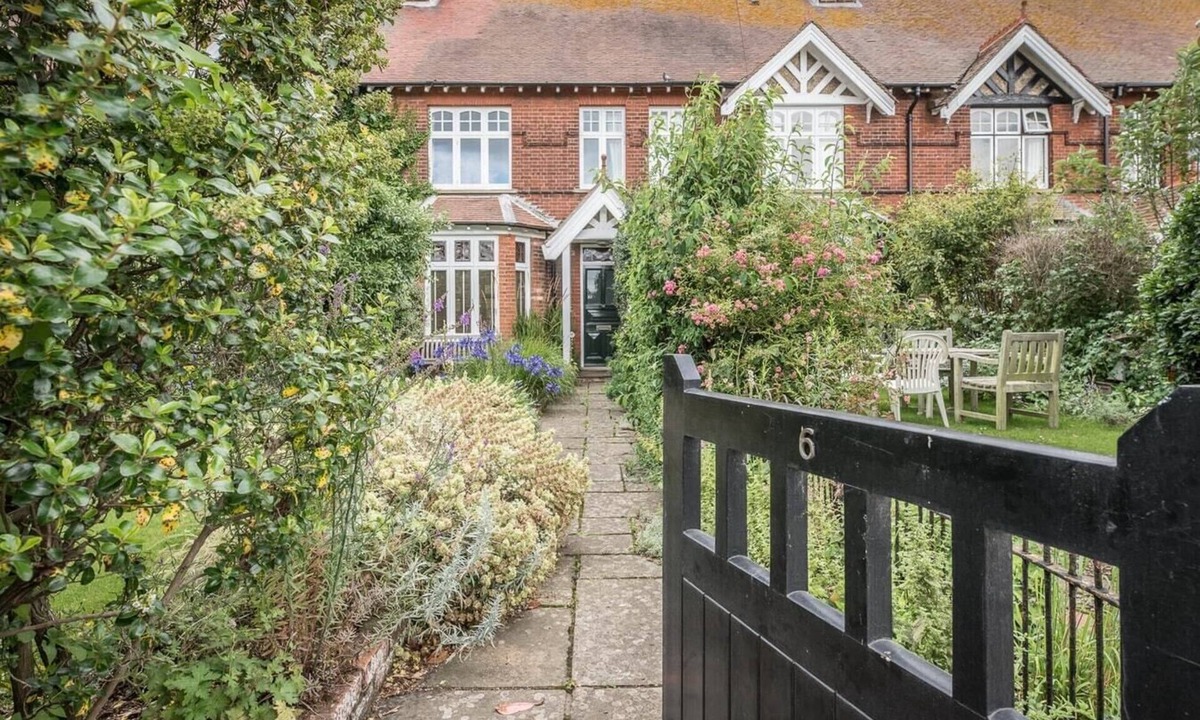 Walberswick Apartment | 6 The Terrace, Walberswick