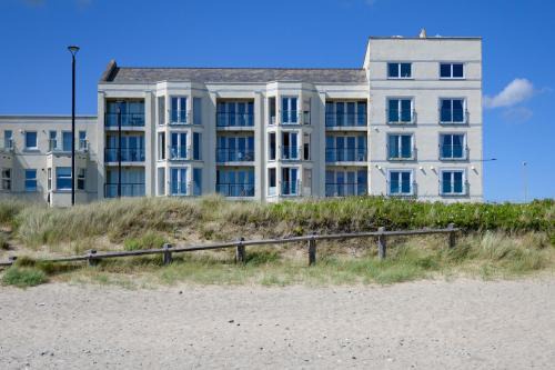 Rhyd-y-clafdy Apartment | 6 West End Point