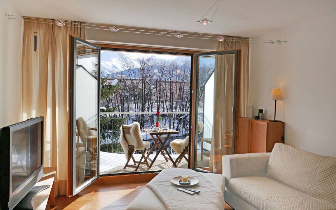Samedan Apartment | 60 m² Apartment ∙ 2 bedrooms ∙ 4 guests