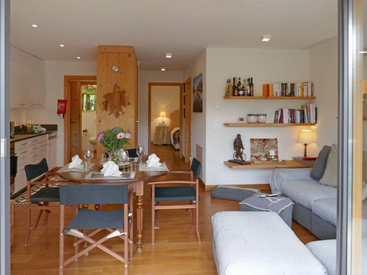 Samedan Apartment | 60 m² Apartment ∙ 2 bedrooms ∙ 4 guests