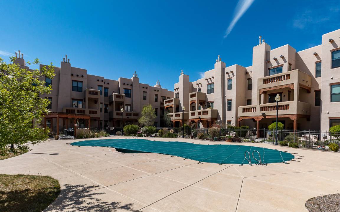 Southside Condo | 60 m² Condo ∙ 1 bedroom ∙ 4 guests
