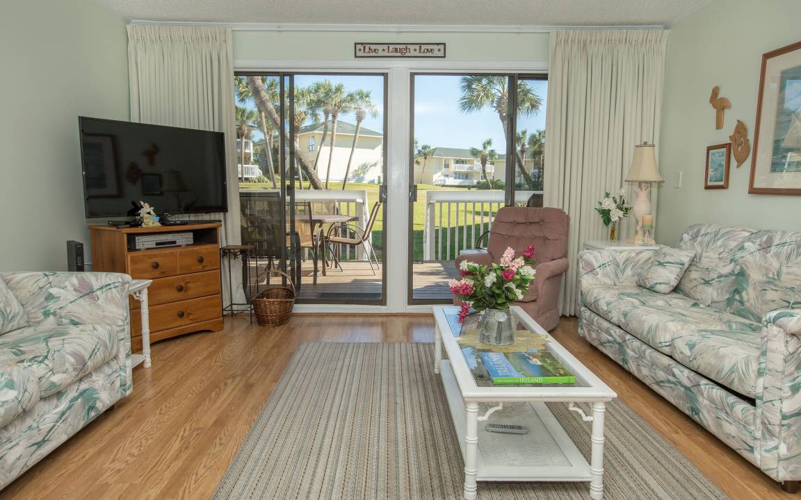 Holiday Isle Condo | 60 m² Condo ∙ 1 bedroom ∙ 4 guests