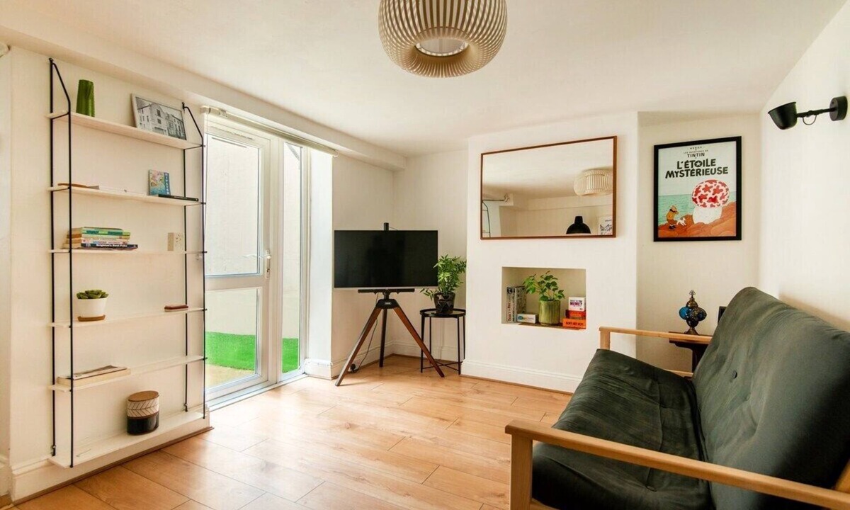 Seafront Apartment | 60 steps to the Sea with private courtyard