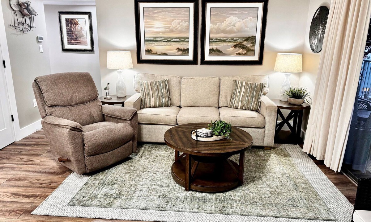 Gulf Shores Condo | 607”A” -Book Fast! April 26-May 3 is 20% off the Rent!