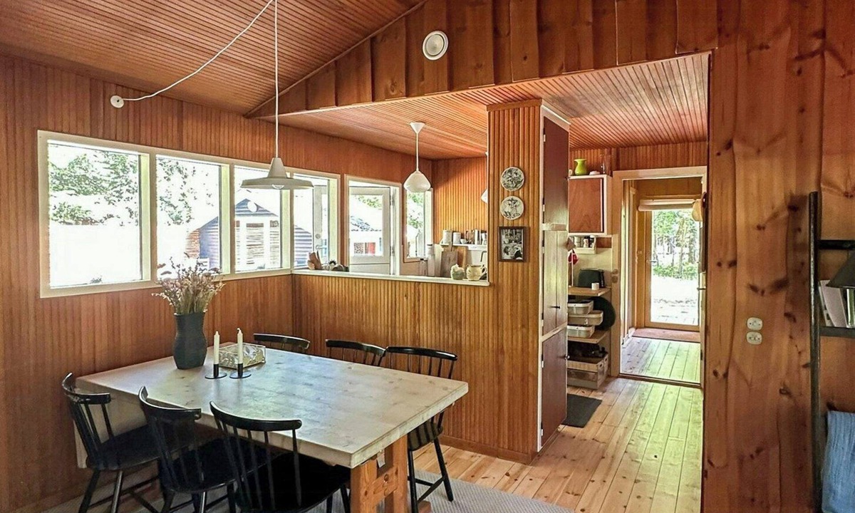 Store Fuglede House | 60s summer house by Bjerge Sydstrand
