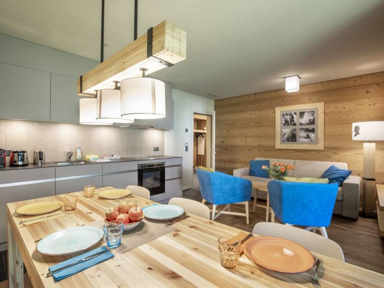 Meiringen Resort | 61 m² Resort ∙ 2 bedrooms ∙ 6 guests