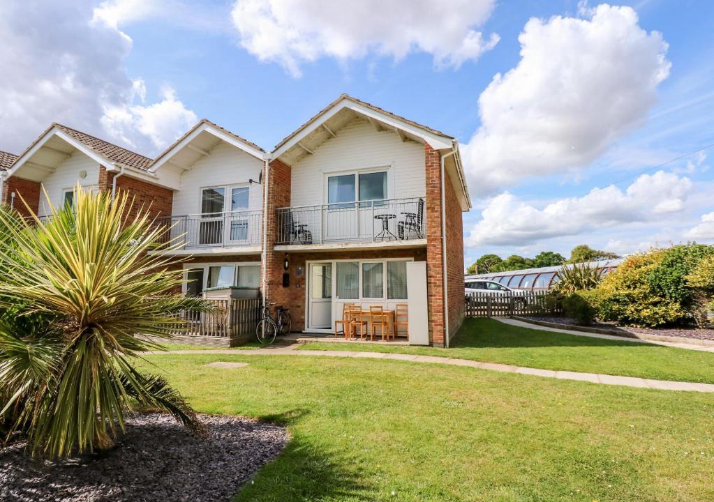 Corton House | 63 The Waterside Holiday Park