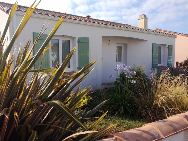Saint-Michel-en-l'Herm House | 64 m² House ∙ 2 bedrooms ∙ 4 guests
