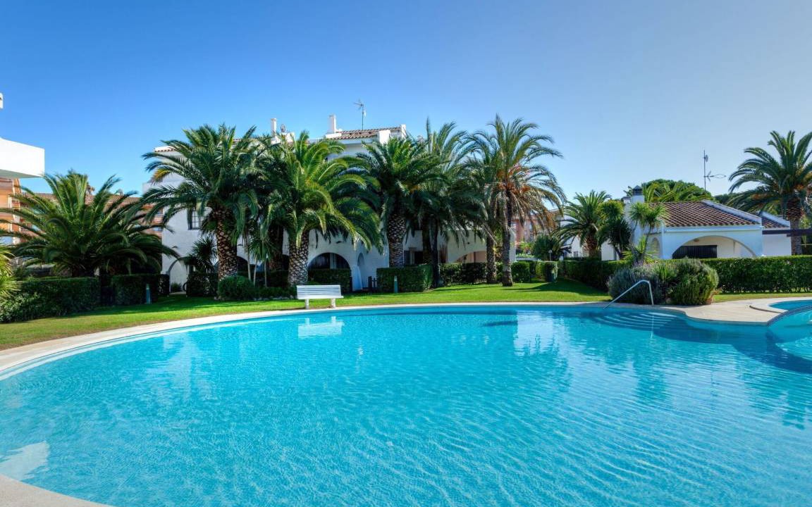 Pals Apartment | 65 m² Apartment ∙ 2 bedrooms ∙ 4 guests