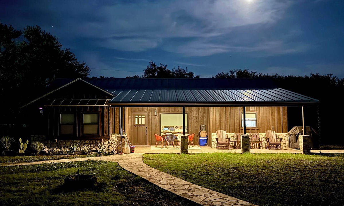 Barksdale House | 654 Acre Ranch with Natural Springs and Endless Activities