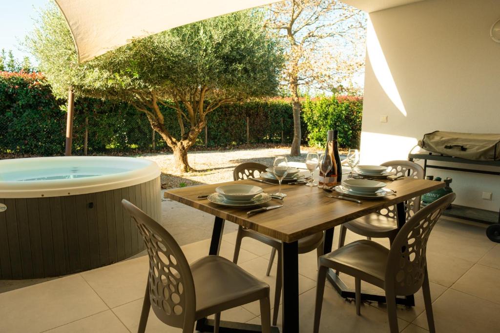 Argeles-sur-Mer House | 66A6 - Canigou, Gite de charme au coeur des vignes avec jacuzzi
