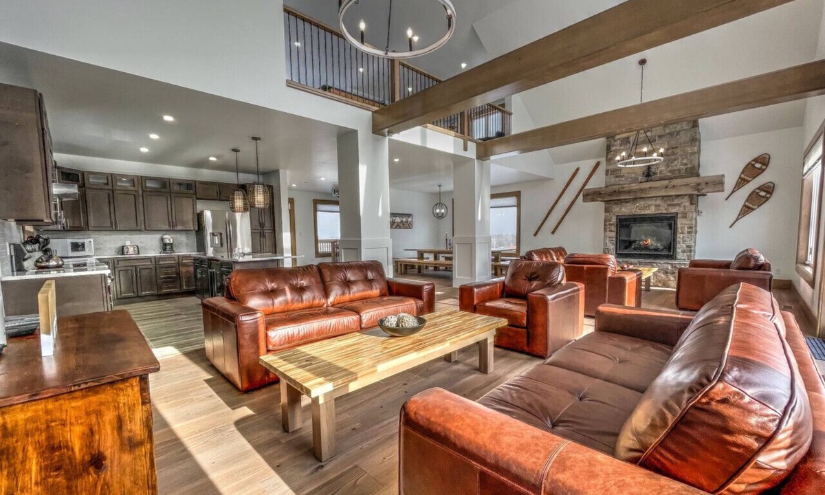 The Blue Mountains Cottage | 7 bdrm Luxury@Tyrolean Village/7 baths/BBQ/HotTub
