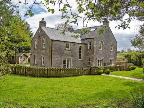Tideswell House | 7 Bed in Buxton oc-93808