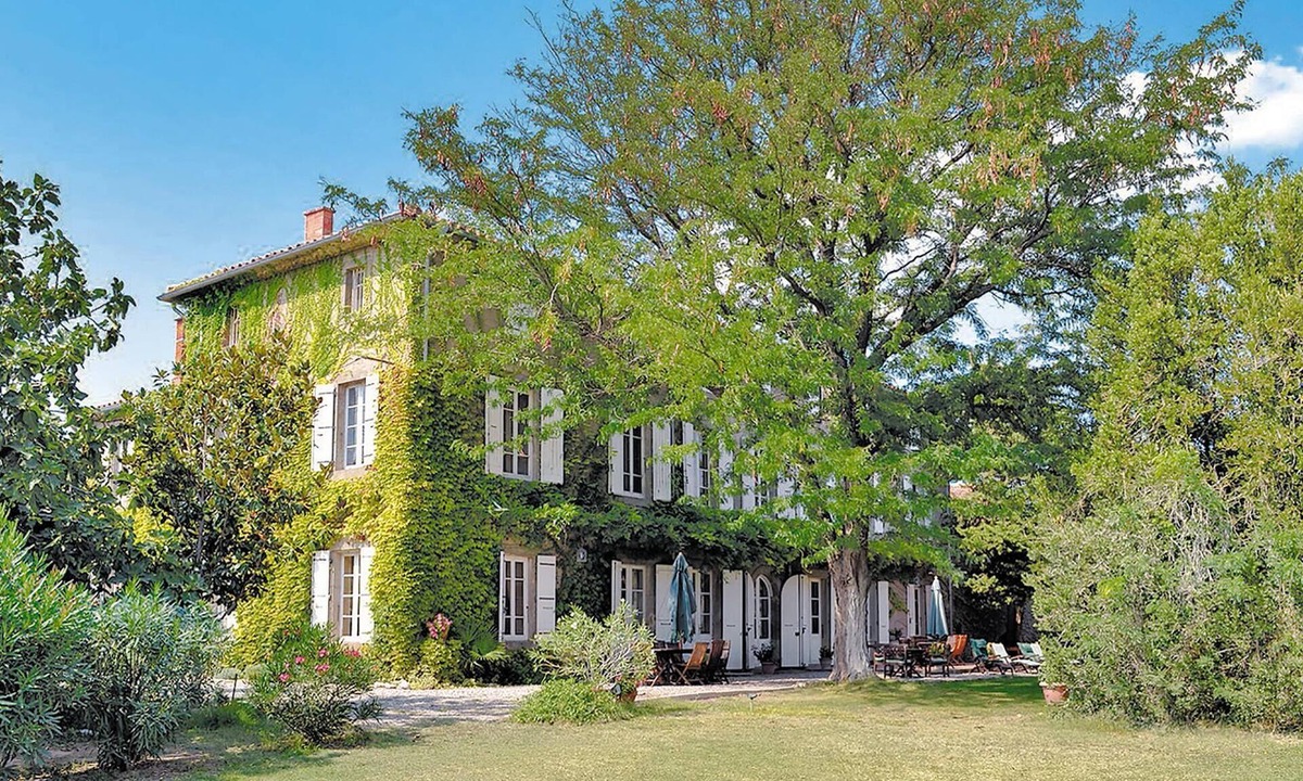 Escales House | 7 bedroom accommodation in Escales