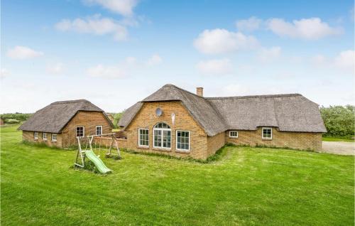 Vedersø Klit House | 7 Bedroom Awesome Home In Ulfborg
