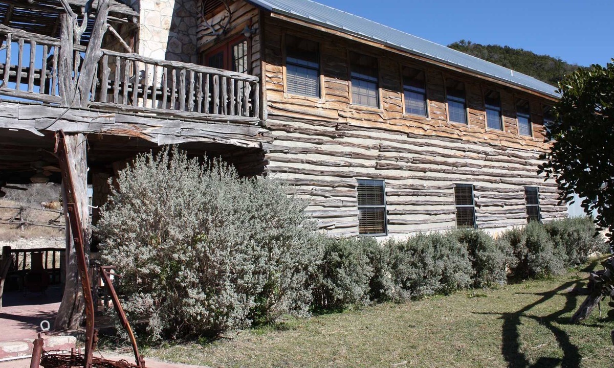 Tarpley House | 7 Canyons Ranch - Texas Ranger Room