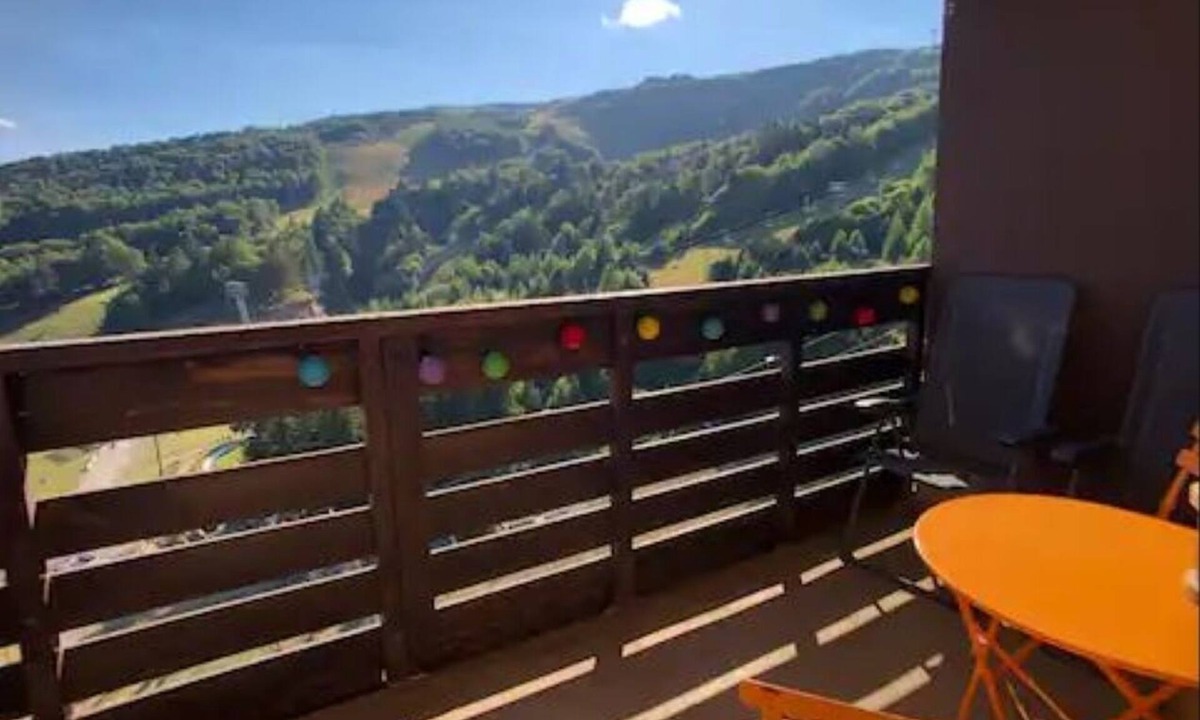 Besse-et-Saint-Anastaise House | 7 Couchages + Bébé, sur les Pistes + Parking