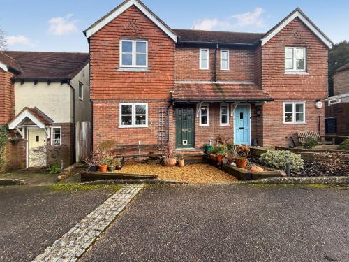 Horsted Keynes House | 7 Hillcrest