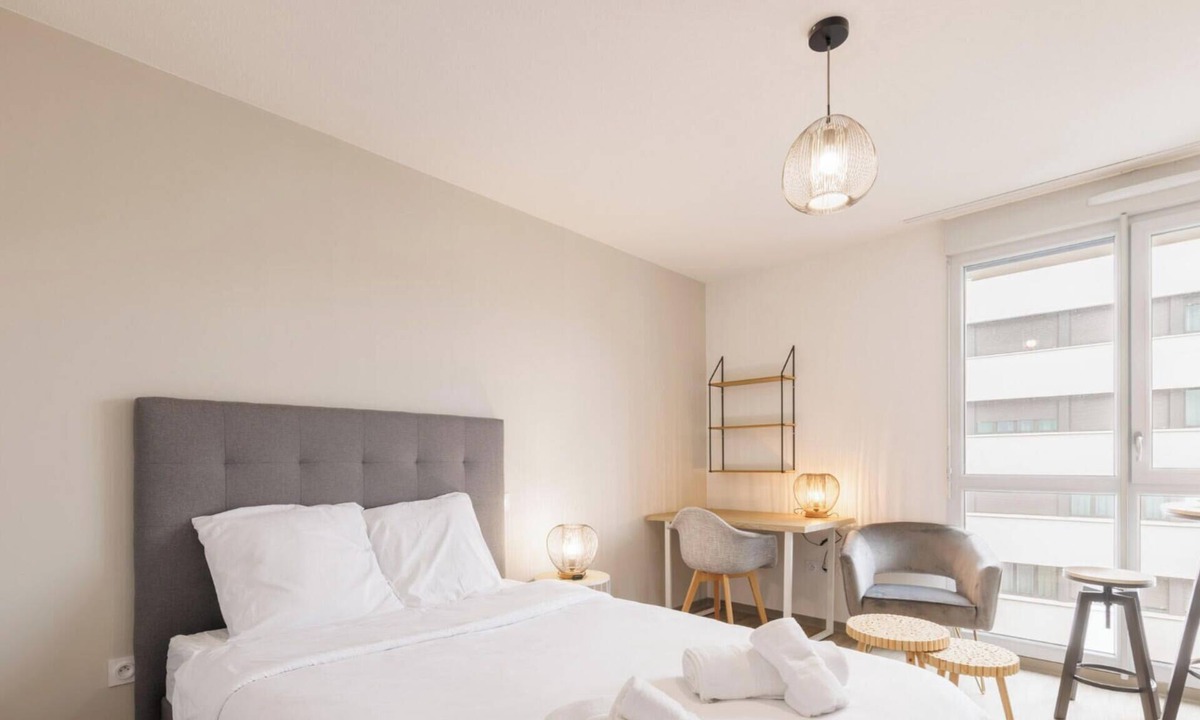 Clermont-Ferrand Apartment | 7 Le Loki - Tramway - Wifi